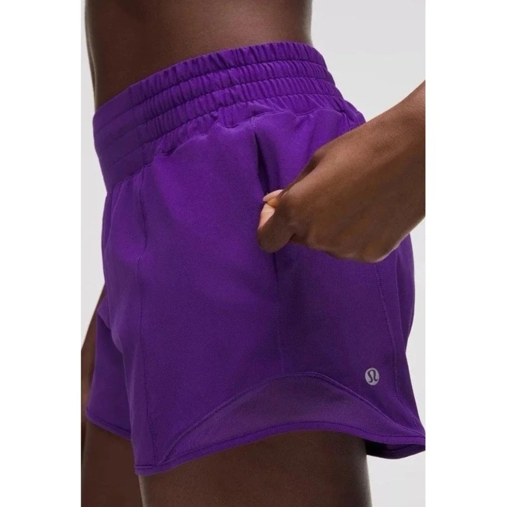 NEW Women Lululemon Hotty Hot LR Low-Rise Lined Short 4